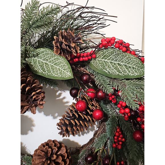 Traditional Christmas Wreath Artificial Ralph Lauren Front Door Pinecone Berries - Picture 4 of 15